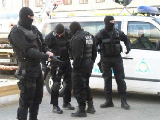 Percheziţii la ADS şi Agrostar: 7 persoane, urmărite penal